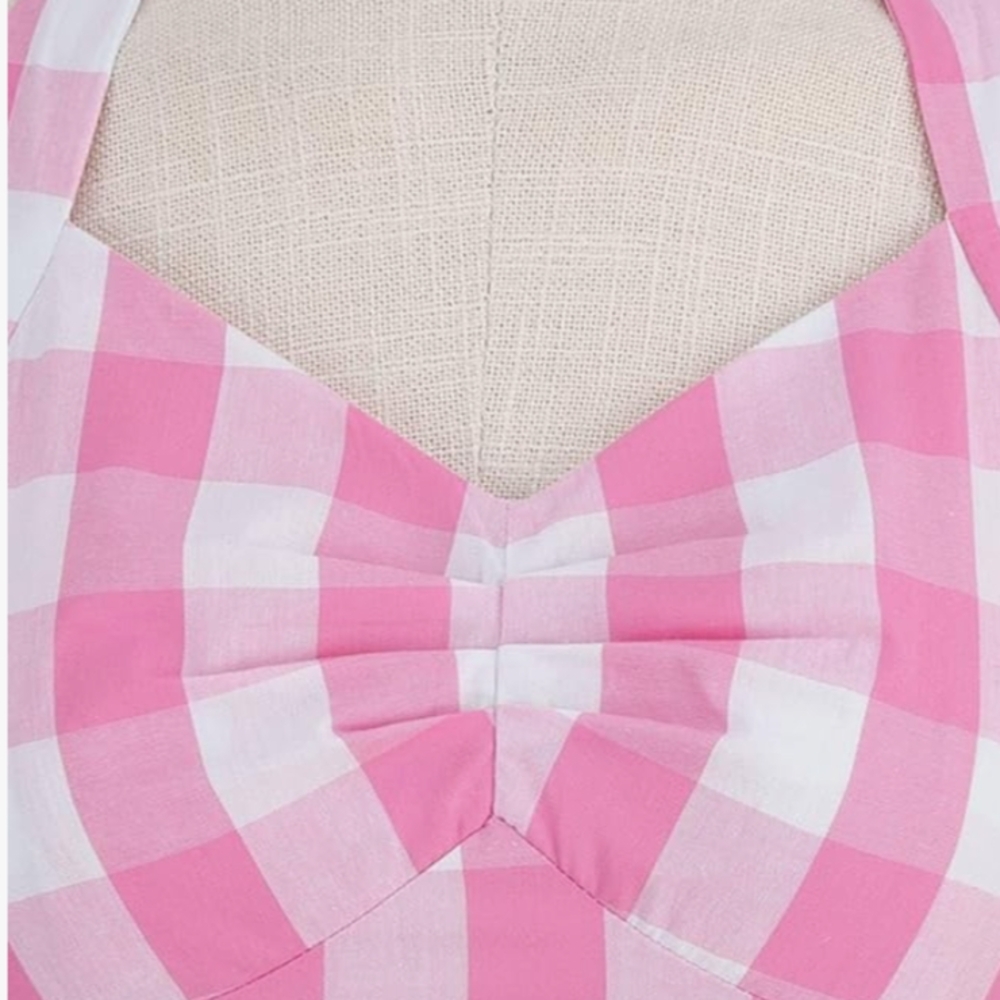 Elegant Pink Checkered Strapless Dress - Picture 3 of 4